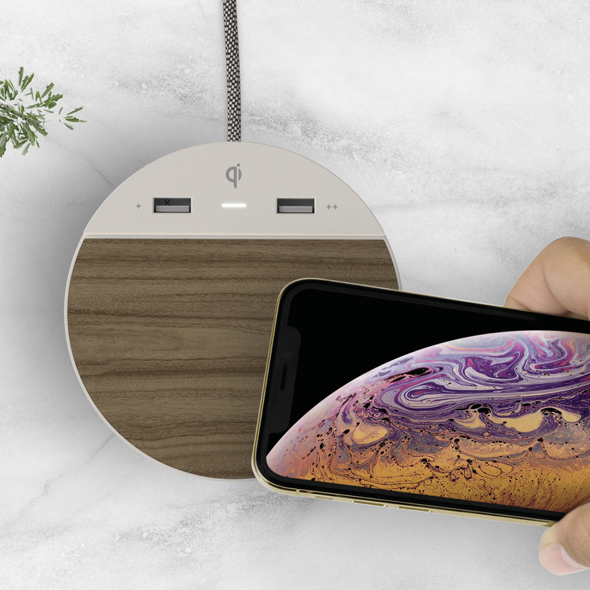 Station C Clock, Alarm, 2x USB, Wireless Charging | Nonstop | PDI Hospitality